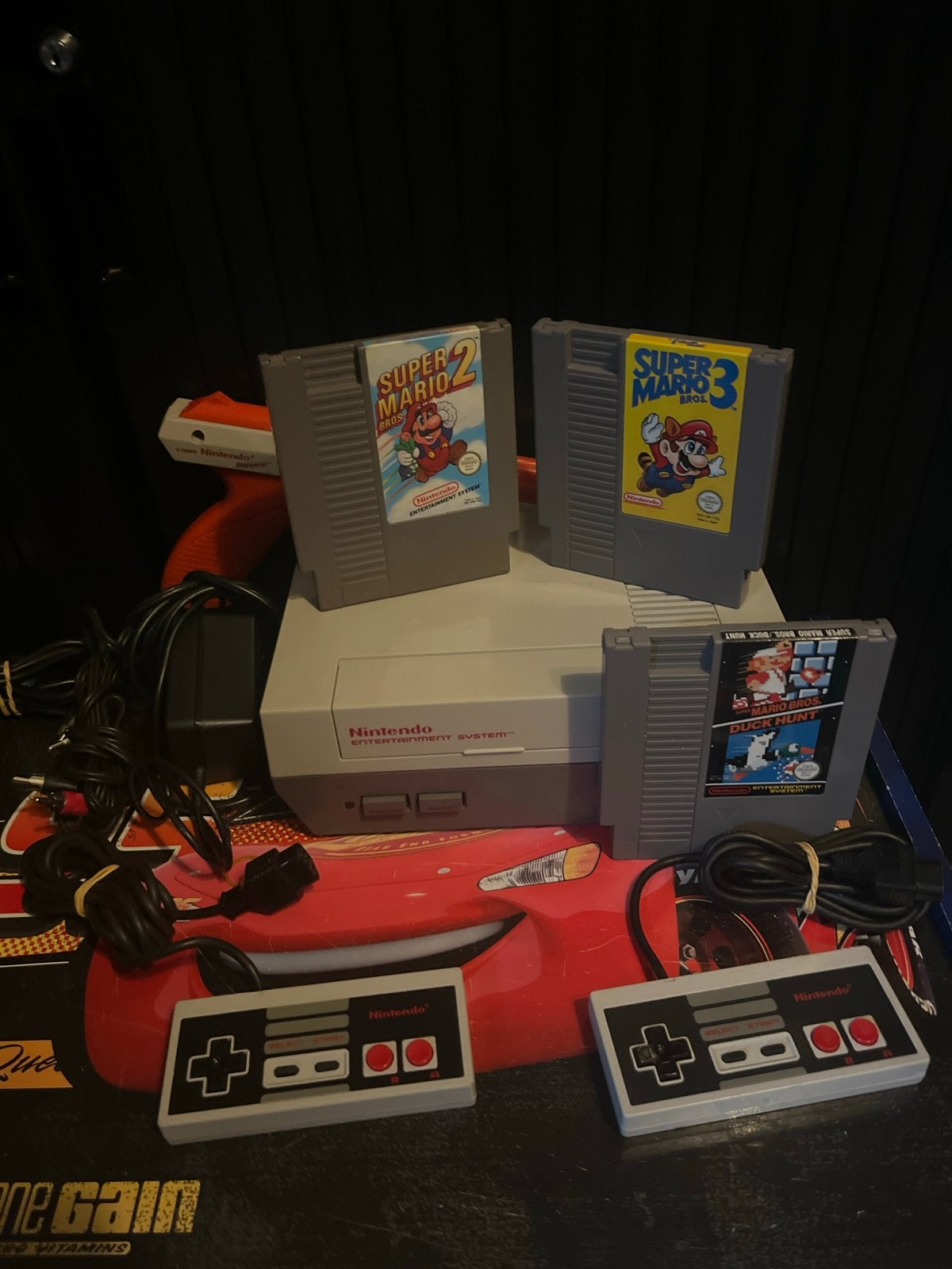 Nintendo NES Classic met 2 controllers, Zapper en 3 games, Ophalen of Verzenden, Gebruikt, Met 2 controllers, Met games
