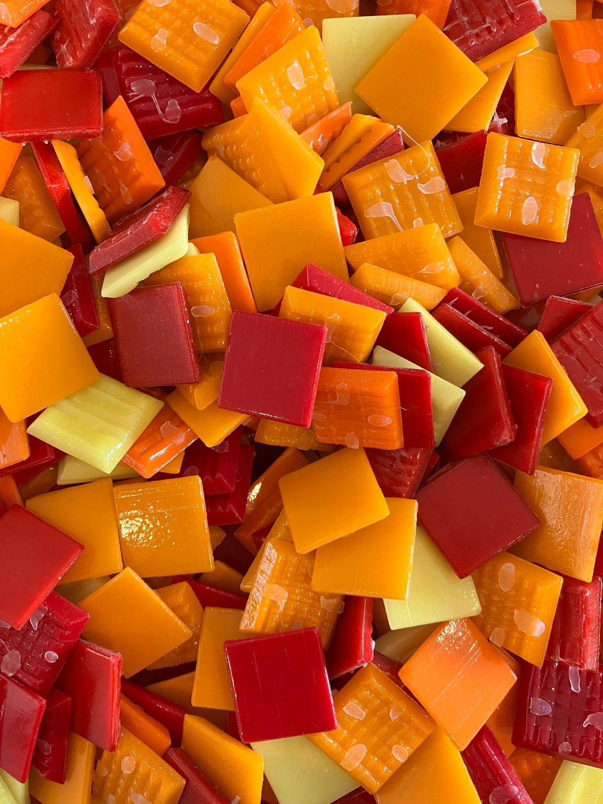 Mozaiek steentjes mix oranje-rood-geel 2cm 500 gram, Ophalen of Verzenden, Zo goed als nieuw