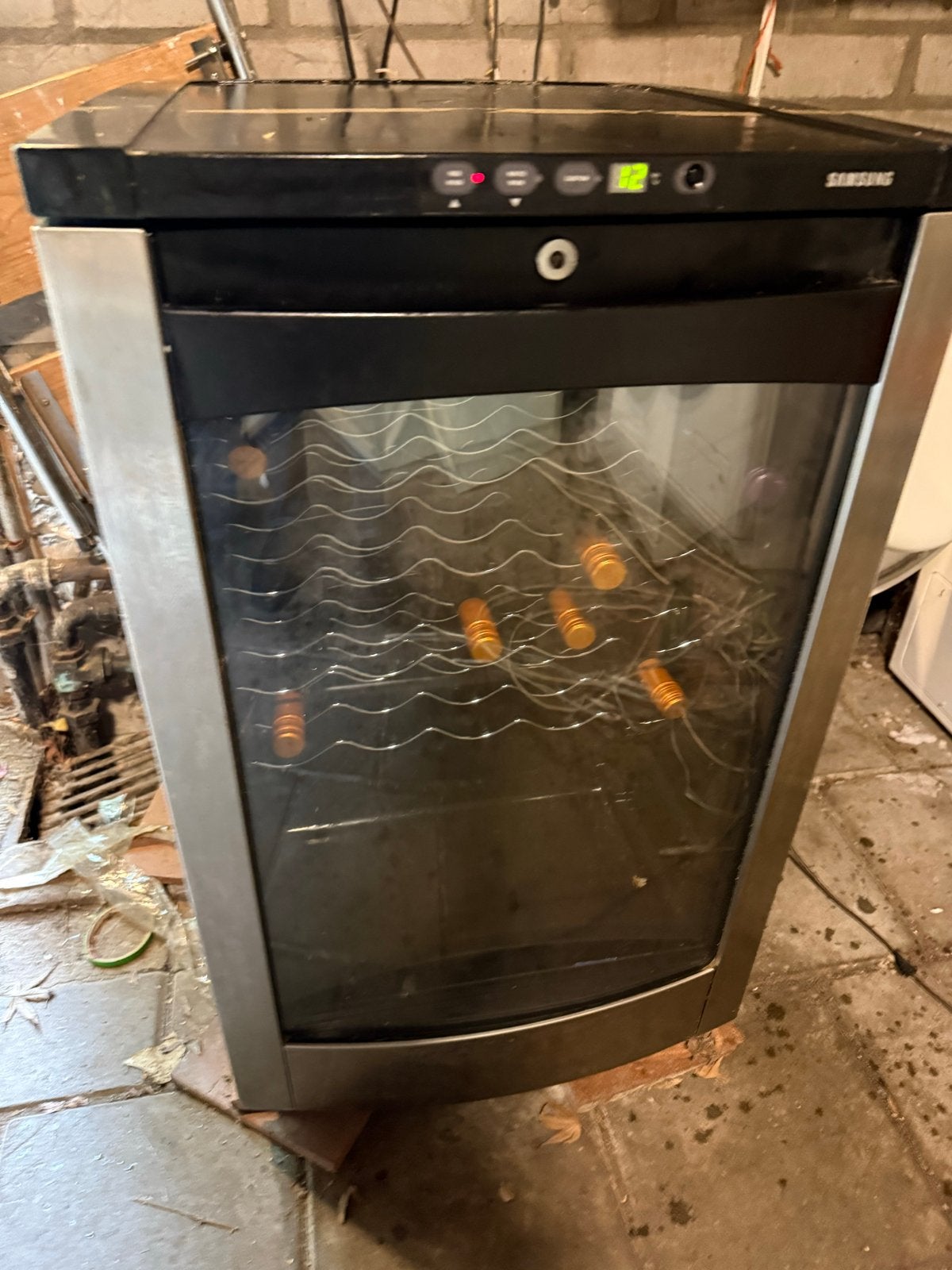 Samsung Wijnkoelkast RW13EBSS - 125L Opslagvolume, Ophalen, Gebruikt