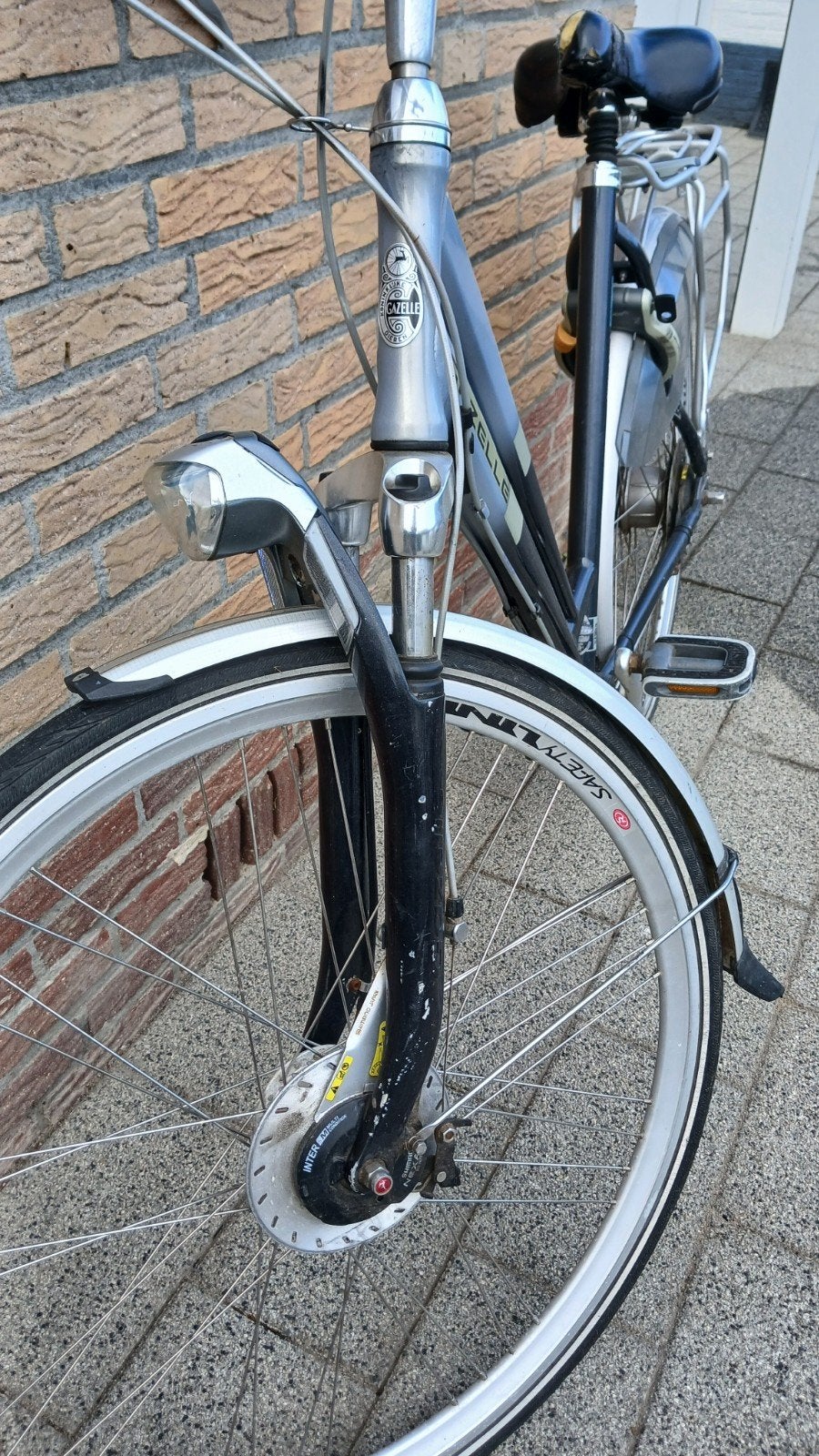 Foto 2 van Gazelle fiets met 8 versnellingen en schijfrem