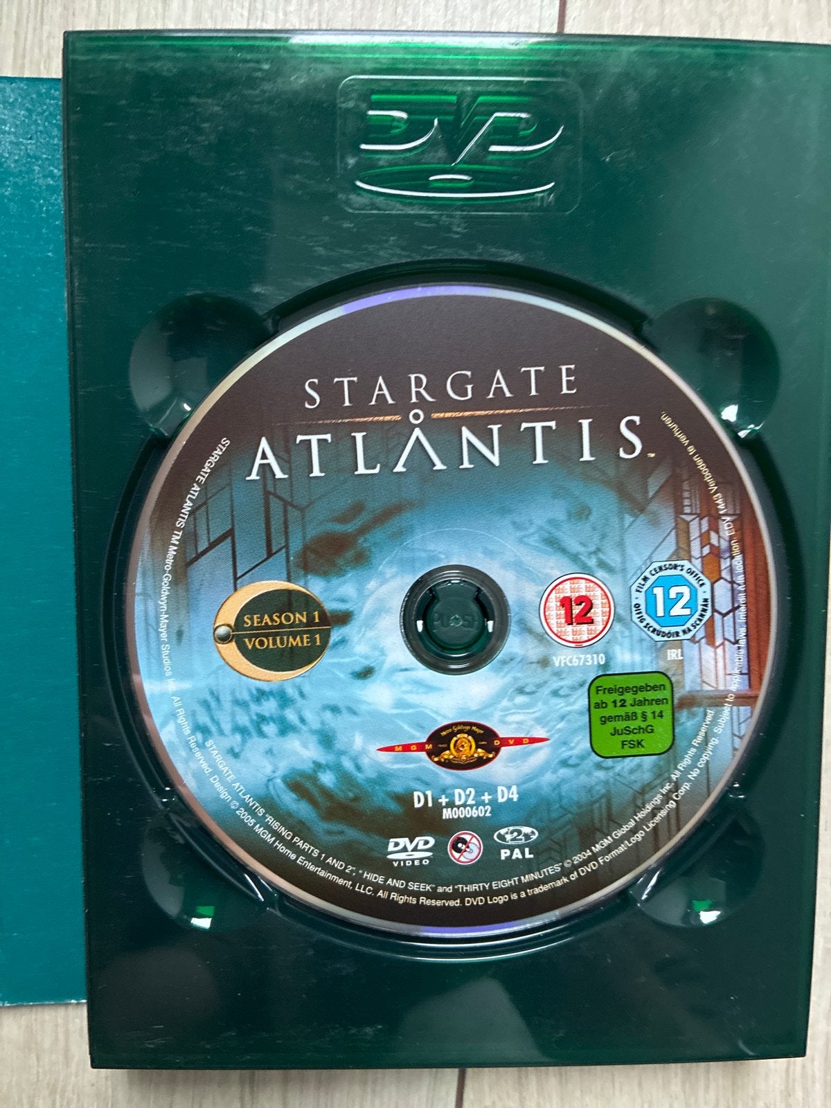 Foto 2 van Stargate DVD Collectie: seizoen 1, 3, 4 SG-1 jaar 8 en 10