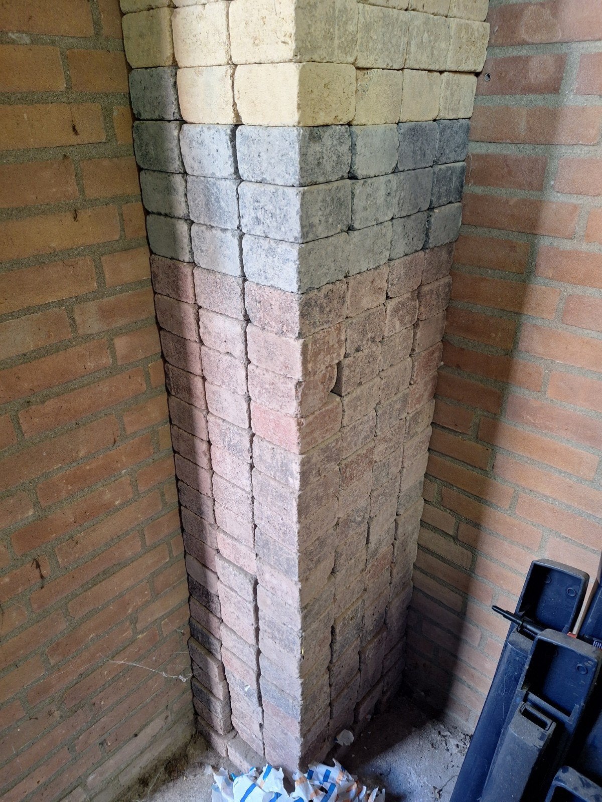 305 koppelstenen 10x10 cm met 10 grondspots, Ophalen, Overige materialen, Gebruikt, Overige typen