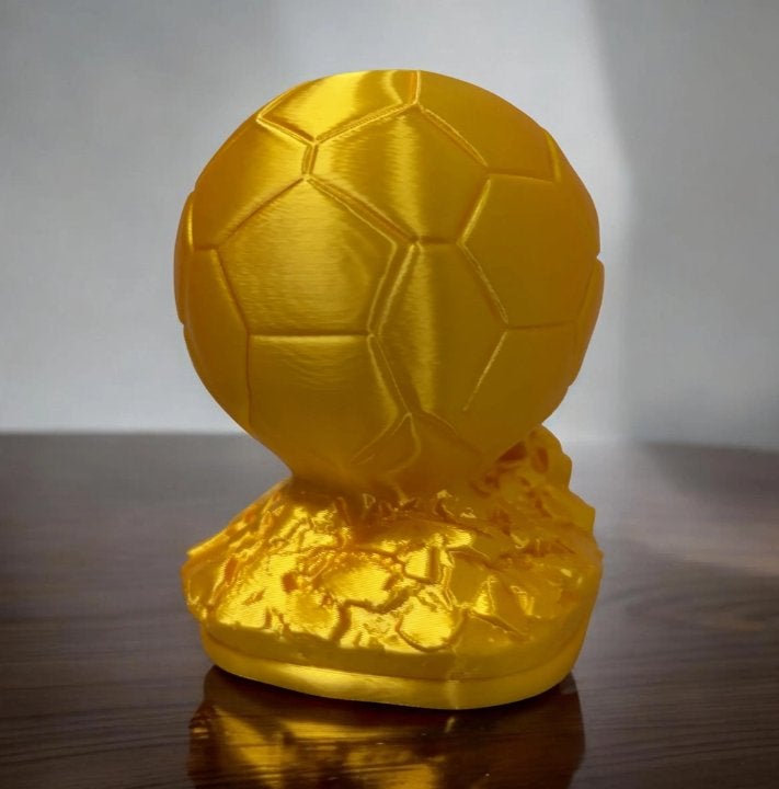 Ballon d'Or troffee, Buitenlandse clubs, Hengelo OV, 3Demandstudio, Nieuw