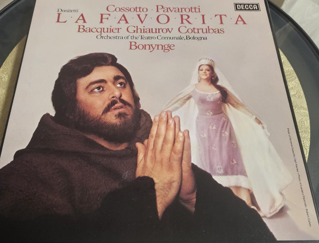 Donizetti – La Favorita – Cossotto / Pavarotti / Bonynge, Ophalen of Verzenden, Romantiek, Gebruikt, Opera of Operette