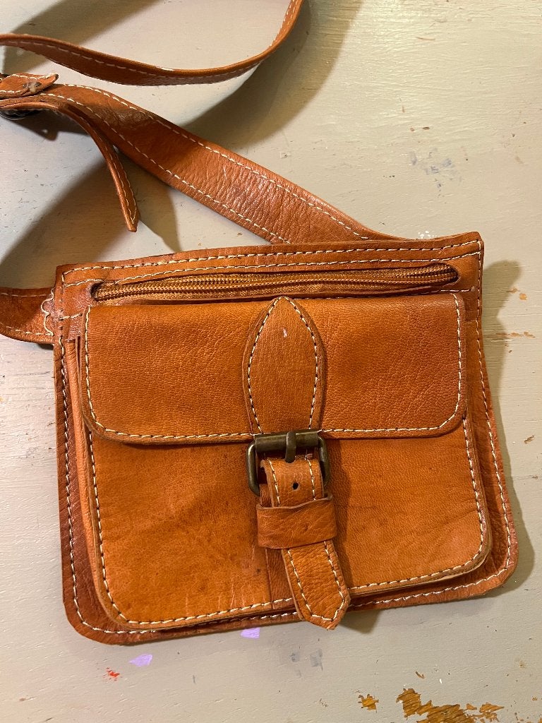 Vintage leren cognac buideltas heuptasje tasje schoudertasje, Ophalen of Verzenden, Zo goed als nieuw, Bruin, Schoudertasje