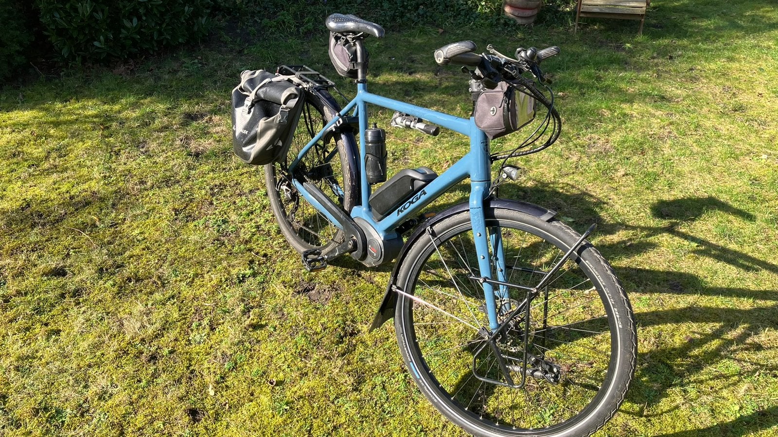 Koga E-World Traveller, Fietsen en Brommers, Elektrische fietsen, Zo goed als nieuw, 50 km per accu of meer, 55 tot 59 cm, Ophalen
