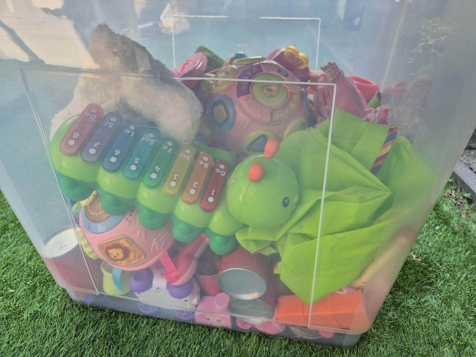 Grote box met divers speelgoed voor baby's en peuters, Ophalen, Gebruikt, Jongen of Meisje