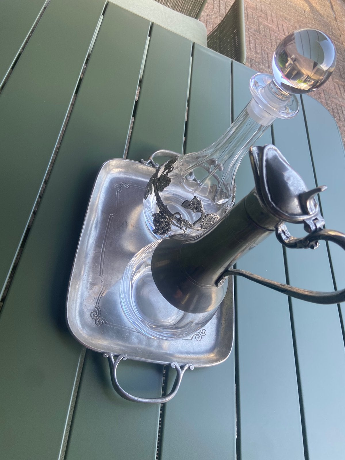 Mooie tinnen schaal met 2 tinnen karaffen, Ophalen of Verzenden