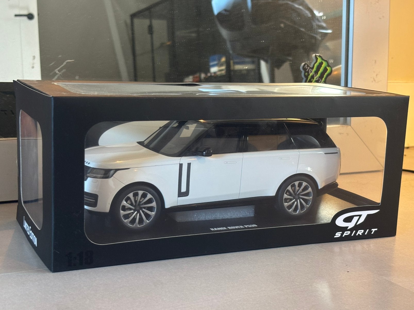 GT Spirit Land Rover Range Rover 1:18, Ophalen of Verzenden, Zo goed als nieuw, Auto, Overige merken