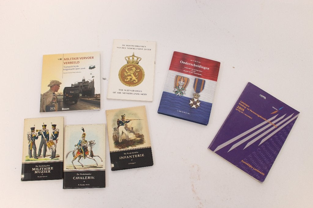 Boeken Nederlandse militaire geschiedenis, Boeken, Gelezen, Niet van toepassing, Diverse auteurs, Ophalen of Verzenden