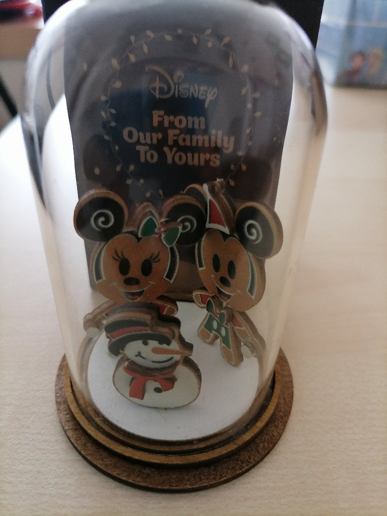 Disney-Mickey Mouse en Minnie Mouse Kerststolpje- Enchanting, Ophalen of Verzenden, Mickey Mouse, Nieuw, Overige typen