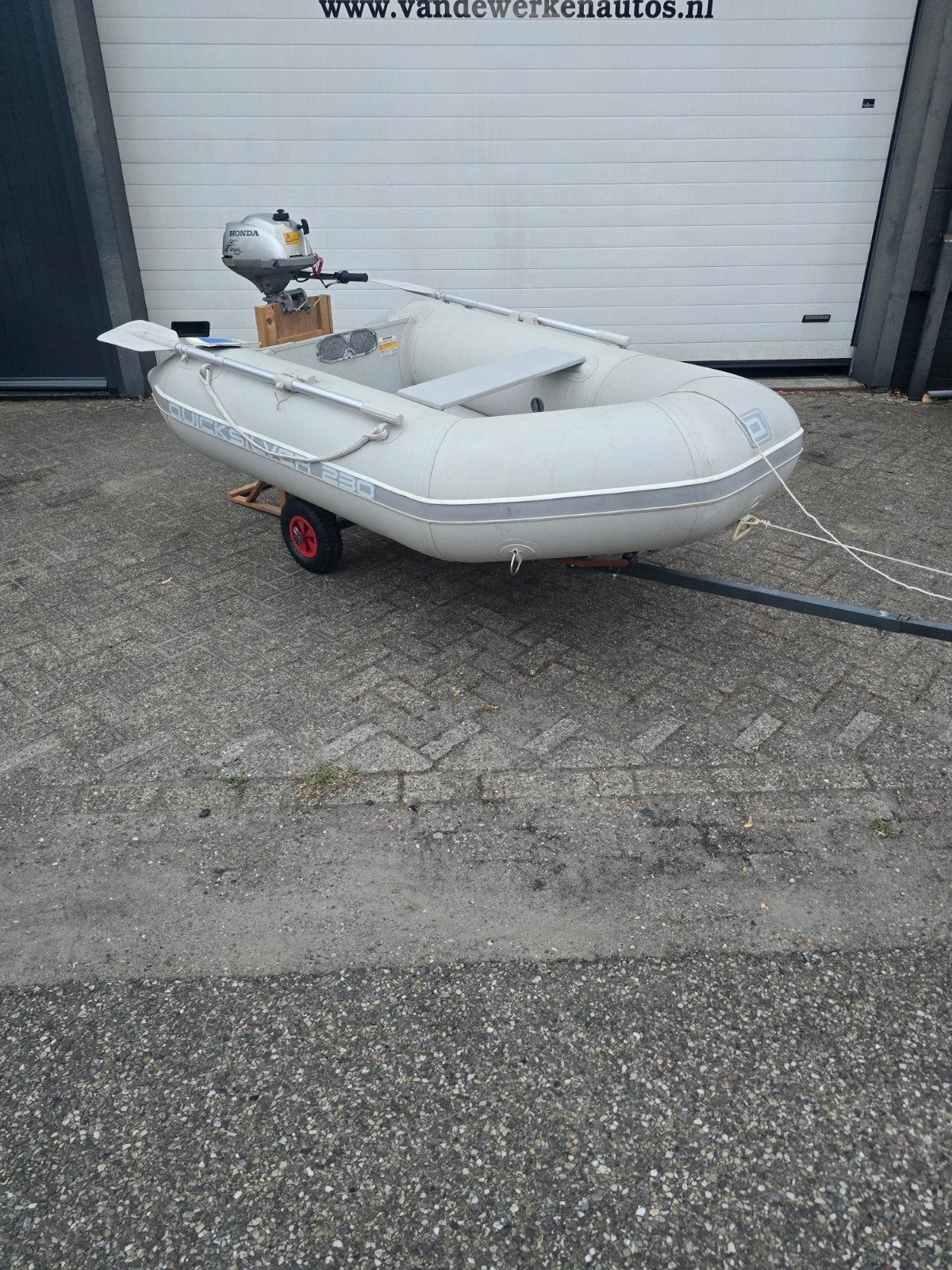 Foto 9 van Quicksilver 230 rubberboot met Honda 2pk buitenboordmotor