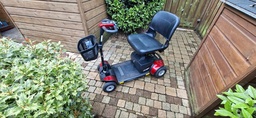 Gogo opvouwbare scootmobiel, Ophalen