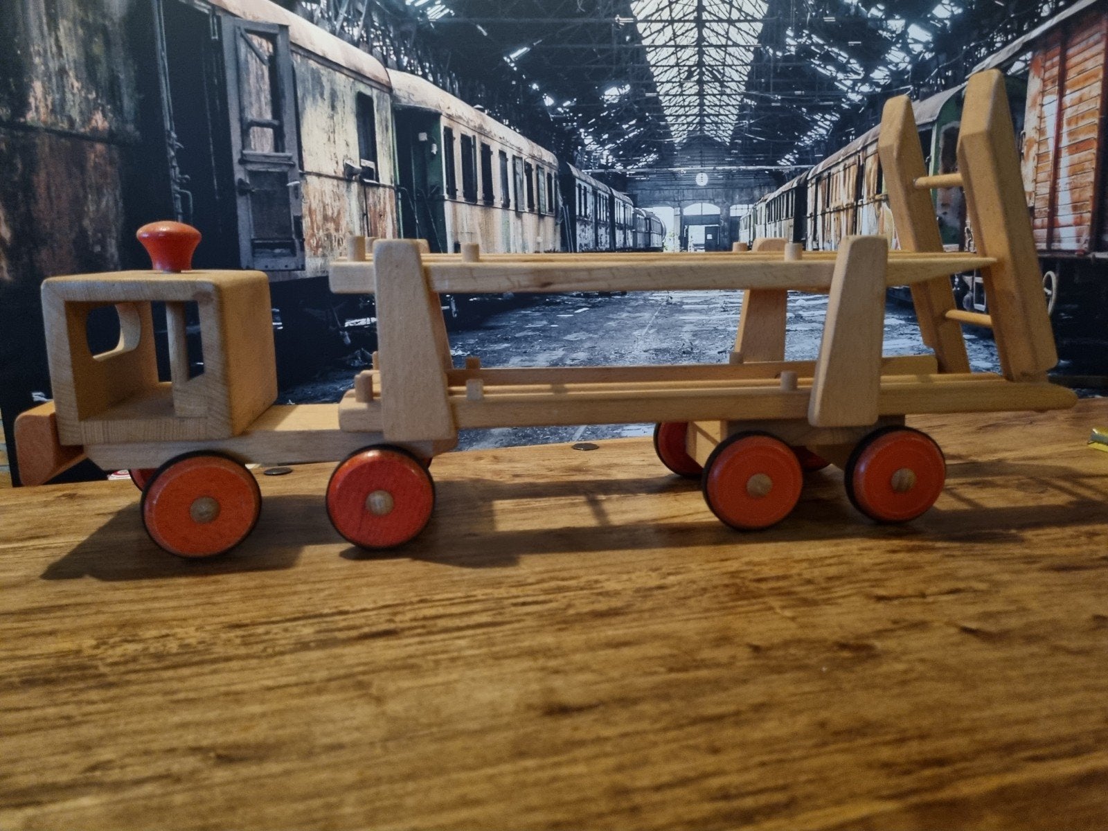 Robuuste Fagus houten Autotransporter, Ophalen of Verzenden, Zo goed als nieuw