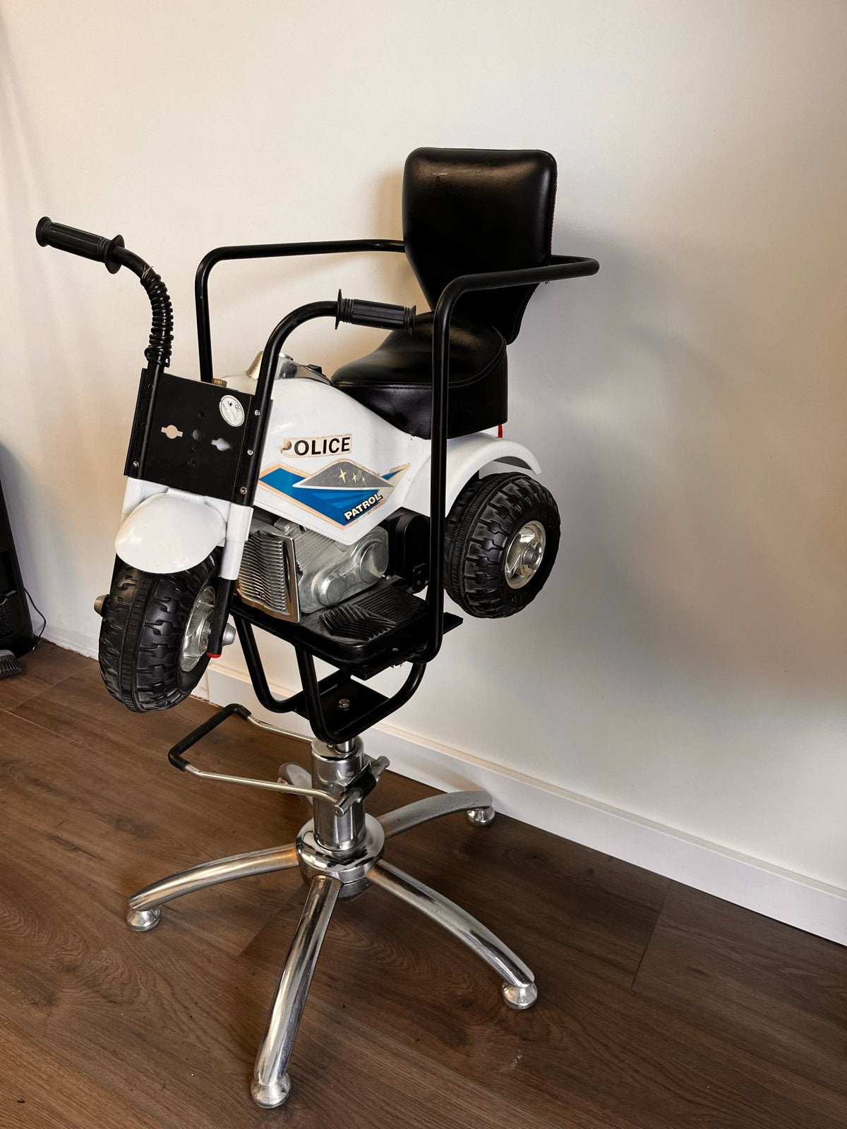 Kapsalon kinder knipstoel - Politie motor, Ophalen, Gebruikt, Stoel