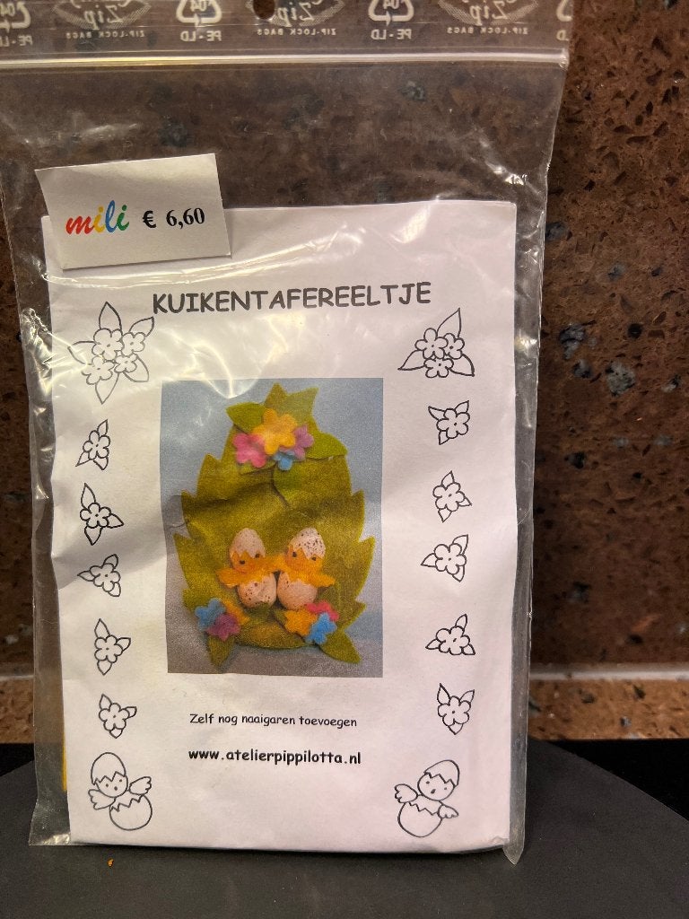 Kuikentafereeltje Viltpakket, Ophalen of Verzenden, Nieuw, Figuurtje(s), Wolvilt