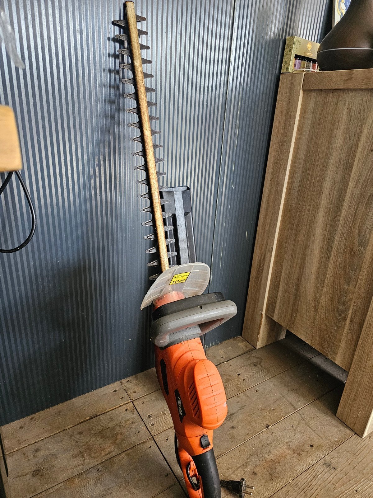 Ferm HTM1001 Heggenschaar met draaibaar handvat, Tuin en Terras, Ophalen, Gebruikt, Elektrisch, Ferm