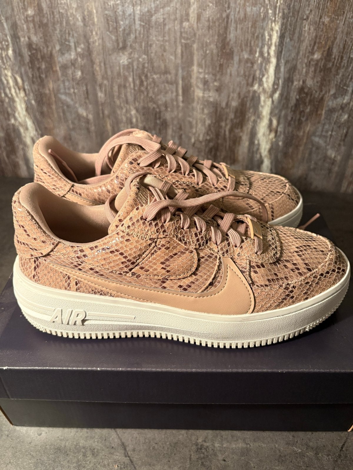 Nike Air Force 1 PLT.AF.ORM Hemp/Sail Snakeskin Platform, Verzenden, Nieuw, Beige, Sneakers of Gympen