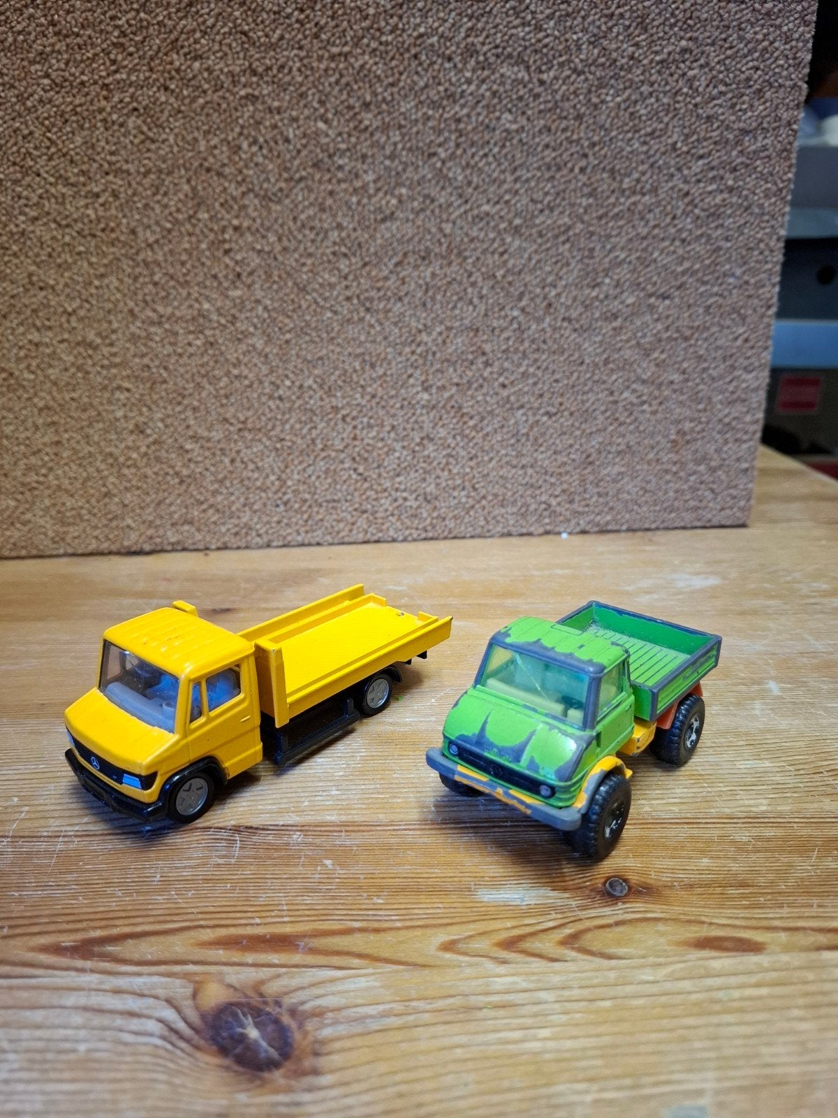 Siku Mercedes Vario en Unimog, Ophalen of Verzenden, Gebruikt, Bus of Vrachtwagen, SIKU