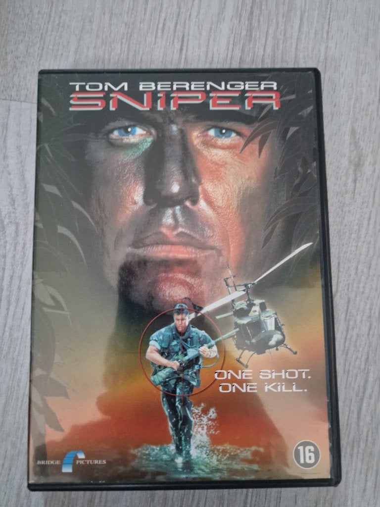 DVD Sniper - Tom Berenger, Ophalen, Vanaf 16 jaar, Nederlands, Actiethriller