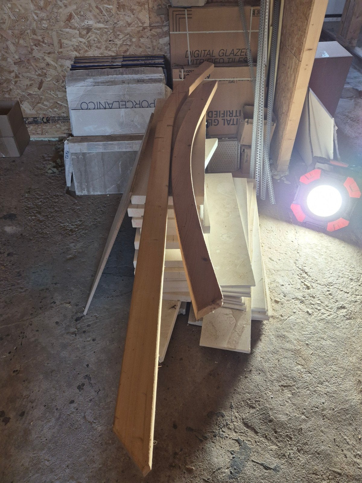 2 st gebogen trapleuning, Doe-het-zelf en Verbouw, Ophalen, Gebruikt, Plank, Overige houtsoorten