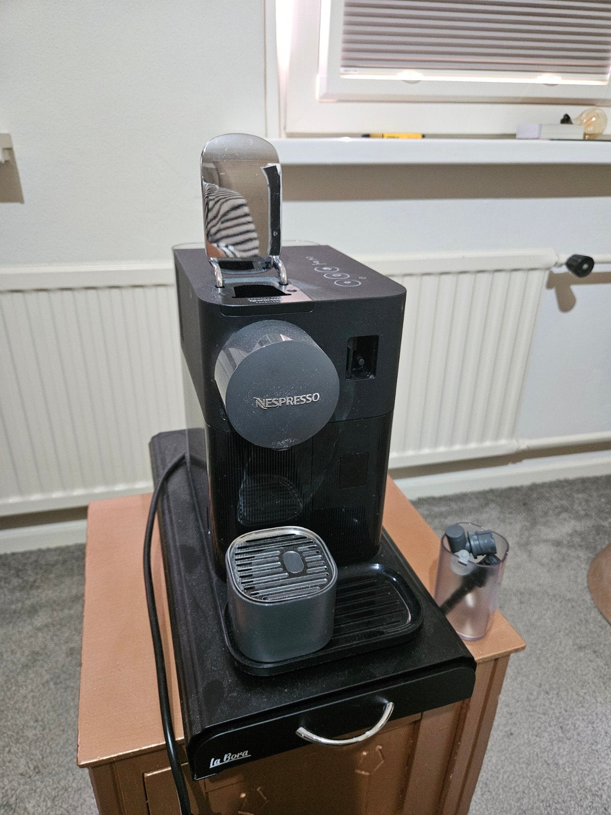 Nespresso koffiemachine met capsulehouder, Ophalen, Gebruikt, Koffiemachine, 1 kopje
