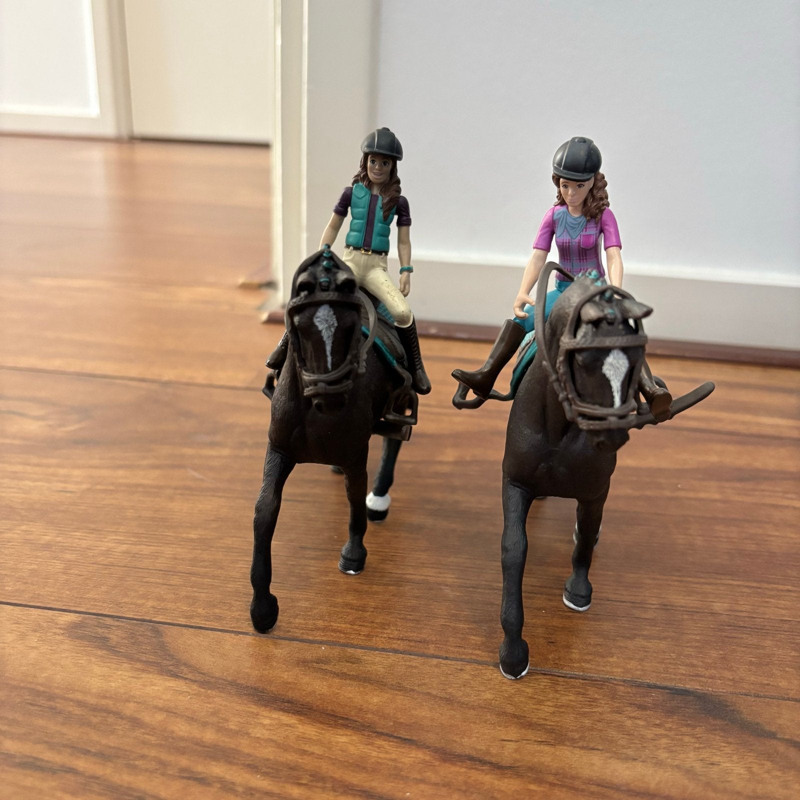 Schleich horse club lisa en storm, Ophalen of Verzenden, Zo goed als nieuw