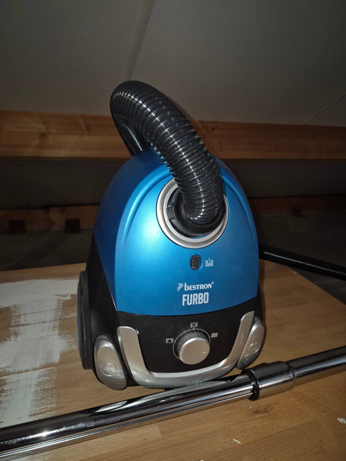 Bestron Furbo stofzuiger - werkt perfect, Witgoed en Apparatuur, Stofzuigers, Gebruikt, Sledestofzuiger, Ophalen, Stofzak