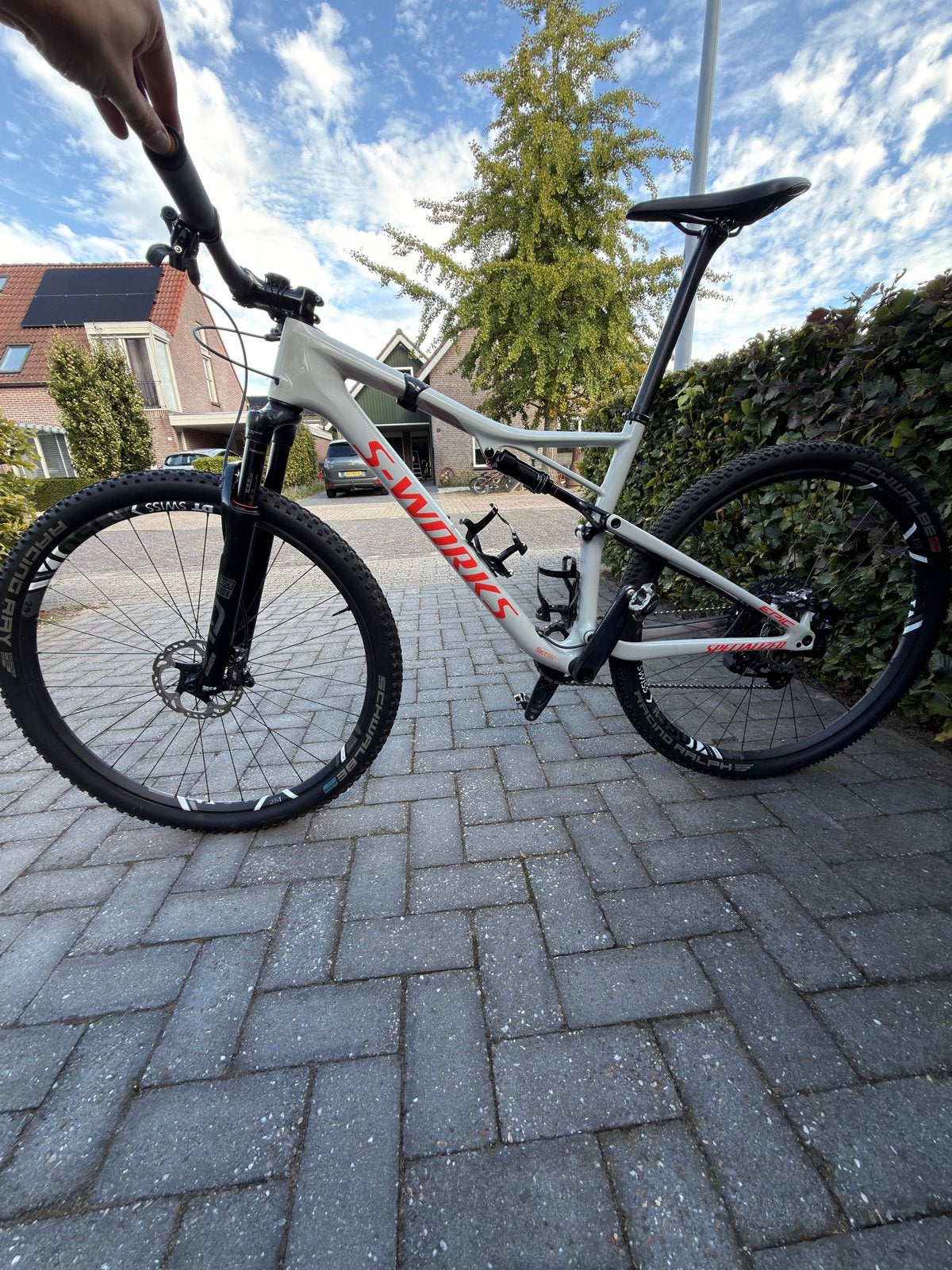Foto 4 van S-Works Epic Carbon| L |GX AXS|XT|RockShox Ultimate Brain
