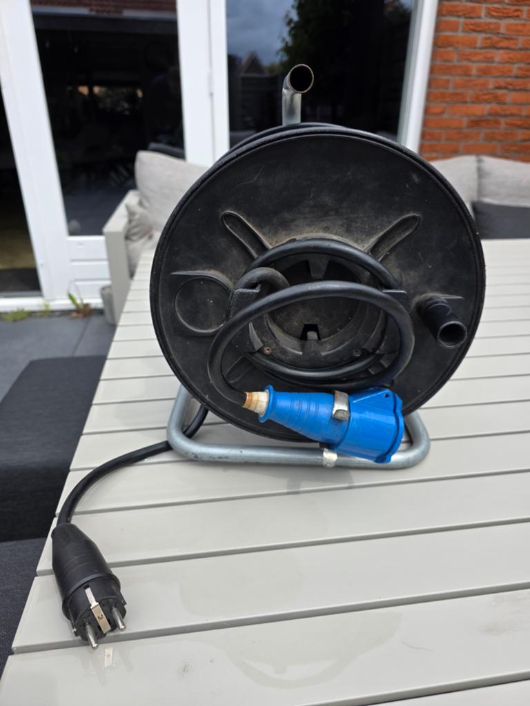 Haspel met 20 mtr kabel, Doe-het-zelf en Verbouw, Elektra en Kabels, Ophalen, Kabel of Snoer