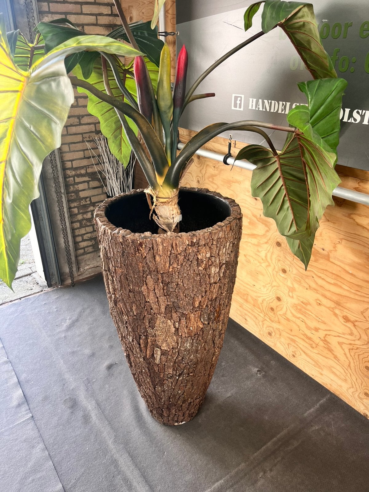 Bosca Vase Bark (111 cm hoog), Ophalen, Overige materialen, Bruin, Plantium