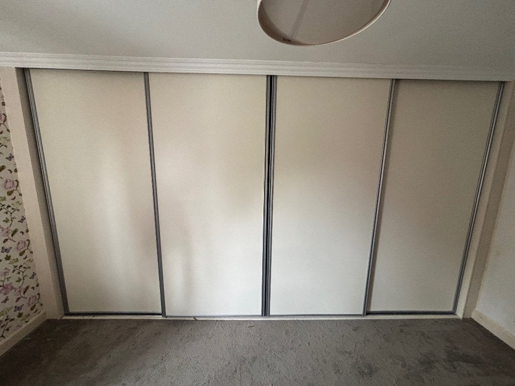 inbouw kledingkast met schuifdeuren, Ophalen, Overige materialen, Met deur(en), Gebruikt