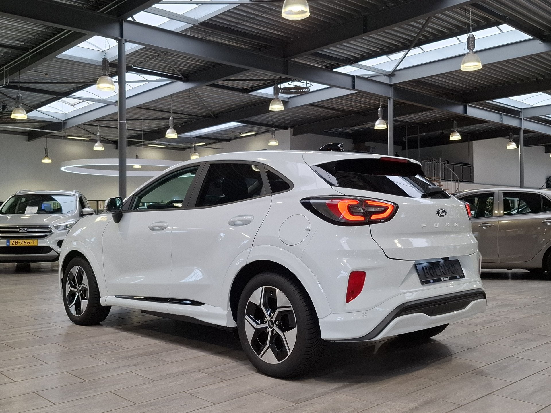 Ford Puma Gen-E Select 44 kWh 168pk | Winter Pack | El. a. k, Stof, Wit, Origineel Nederlands, 169 pk