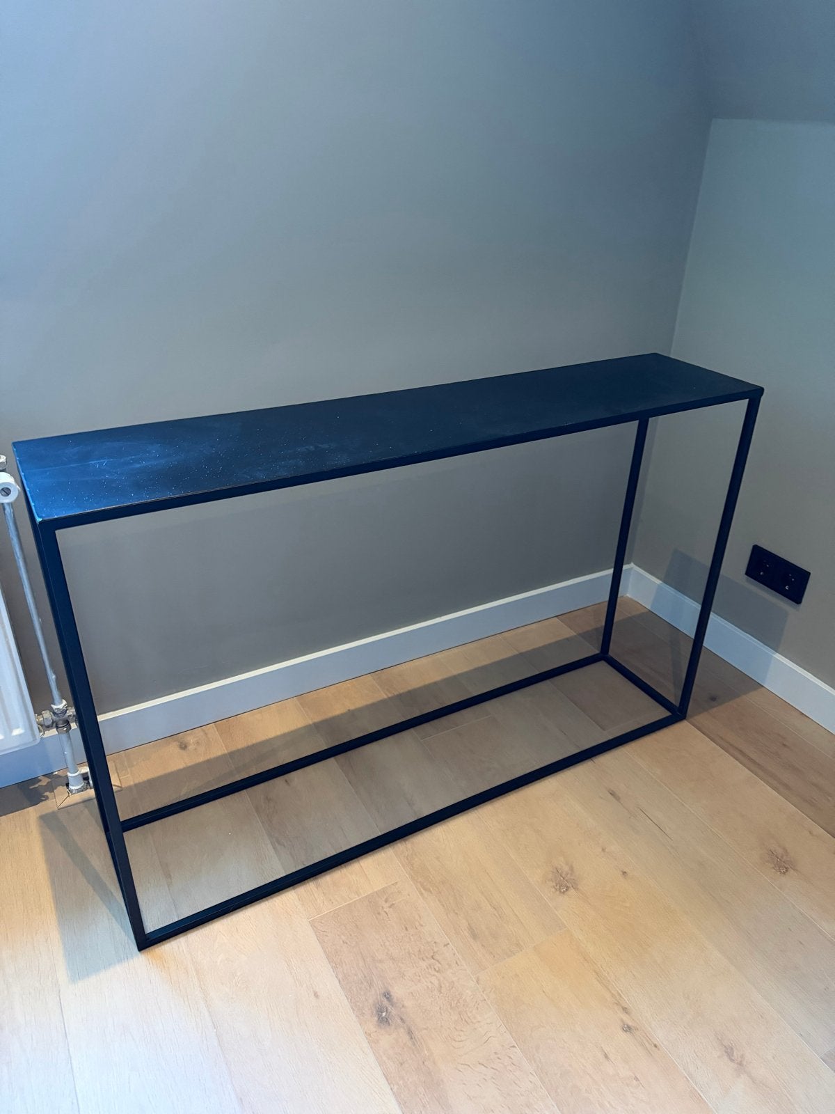 La Femme Amsterdam side table met verfspetters, Ophalen, Gebruikt, 100 tot 150 cm, Metaal