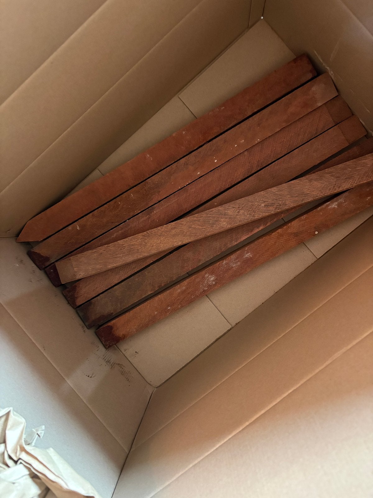 NIEUW - Azobe hardhouten piketpaaltjes 7 stuks, Palen, Nieuw, Ophalen of Verzenden, Hardhout
