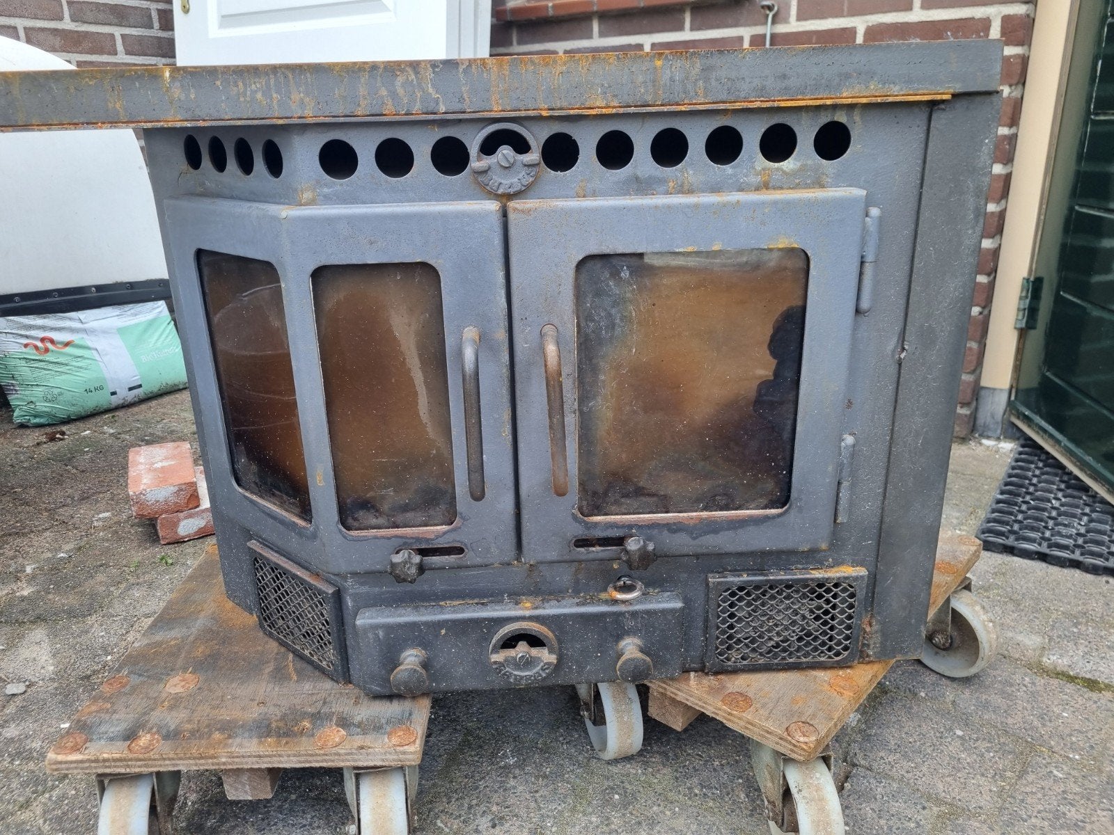 Barbas houthaard met ventilatoren, regelaar en inbouwframe, Ophalen, Gebruikt, Inbouwhaard, Houthaard