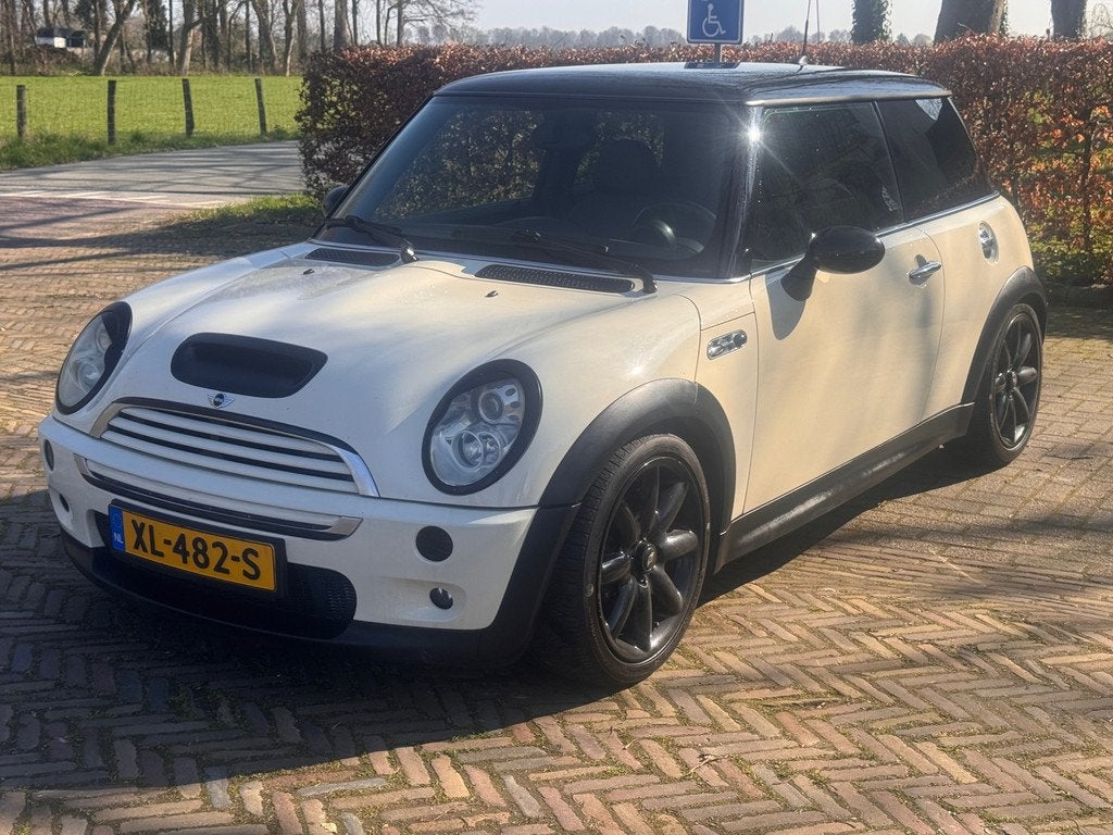 Mini Mini 1.6 Cooper S uit 2006, Auto's, Mini, Voorwielaandrijving, Automatische klimaatregeling, Gebruikt, Zwart