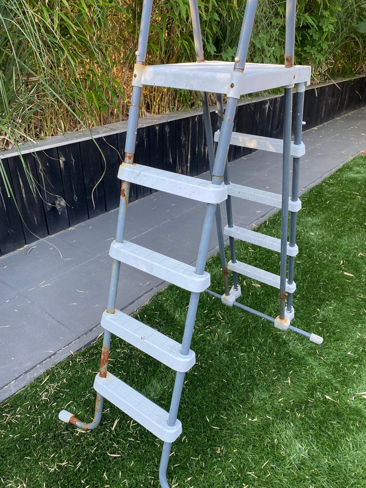 Gratis zwembad trap 140cm, Ophalen, Gebruikt, Ladder