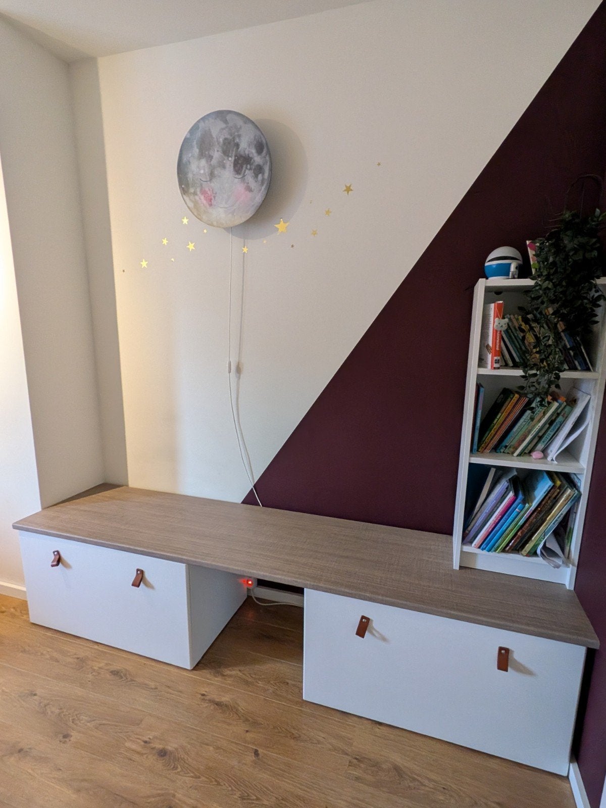 Kinderbureau met SMÅSTAD/stuva speelgoedkisten met aanrechtb, Ophalen, Zo goed als nieuw, Tafel