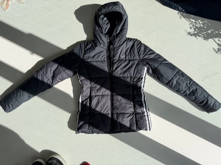 Adidas Primegreen gewatteerde jas - Maat S - NIEUW, Ophalen of Verzenden, Zo goed als nieuw, Maat 36 (S), Zwart