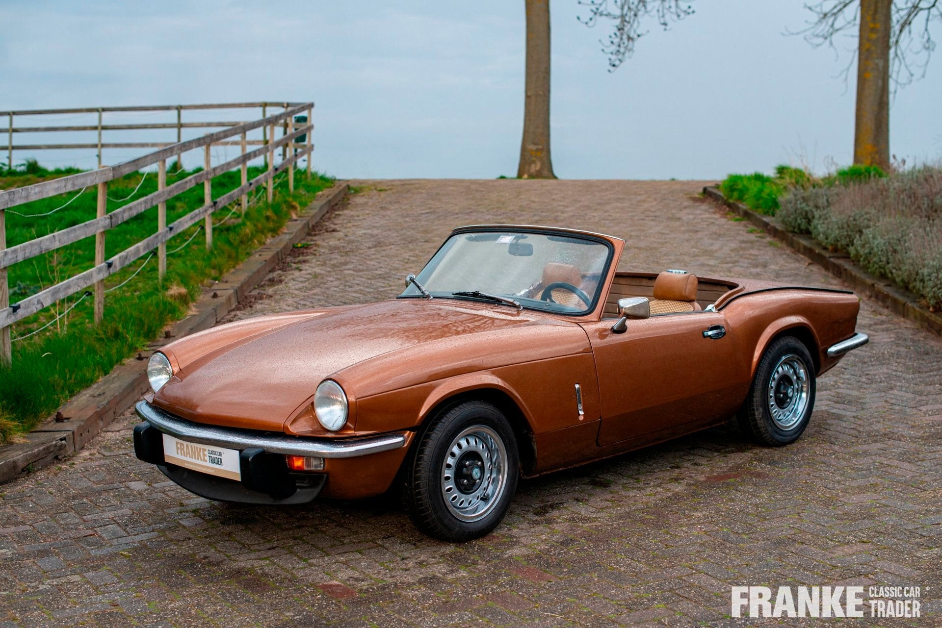 Triumph Spitfire 1500 TC Soft Top, Auto's, Metallic lak, Gebruikt, Beige, 4 cilinders