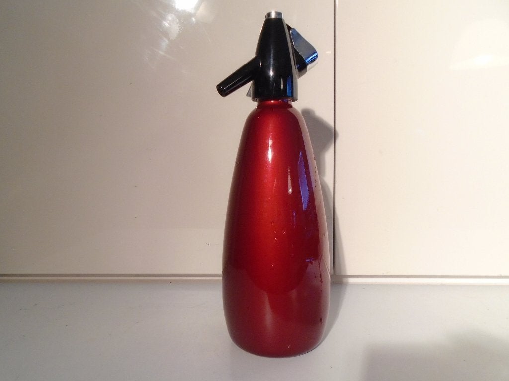 Donker rode spuitwater fles van BOC england Voor show, Ophalen of Verzenden, Huis en Inrichting