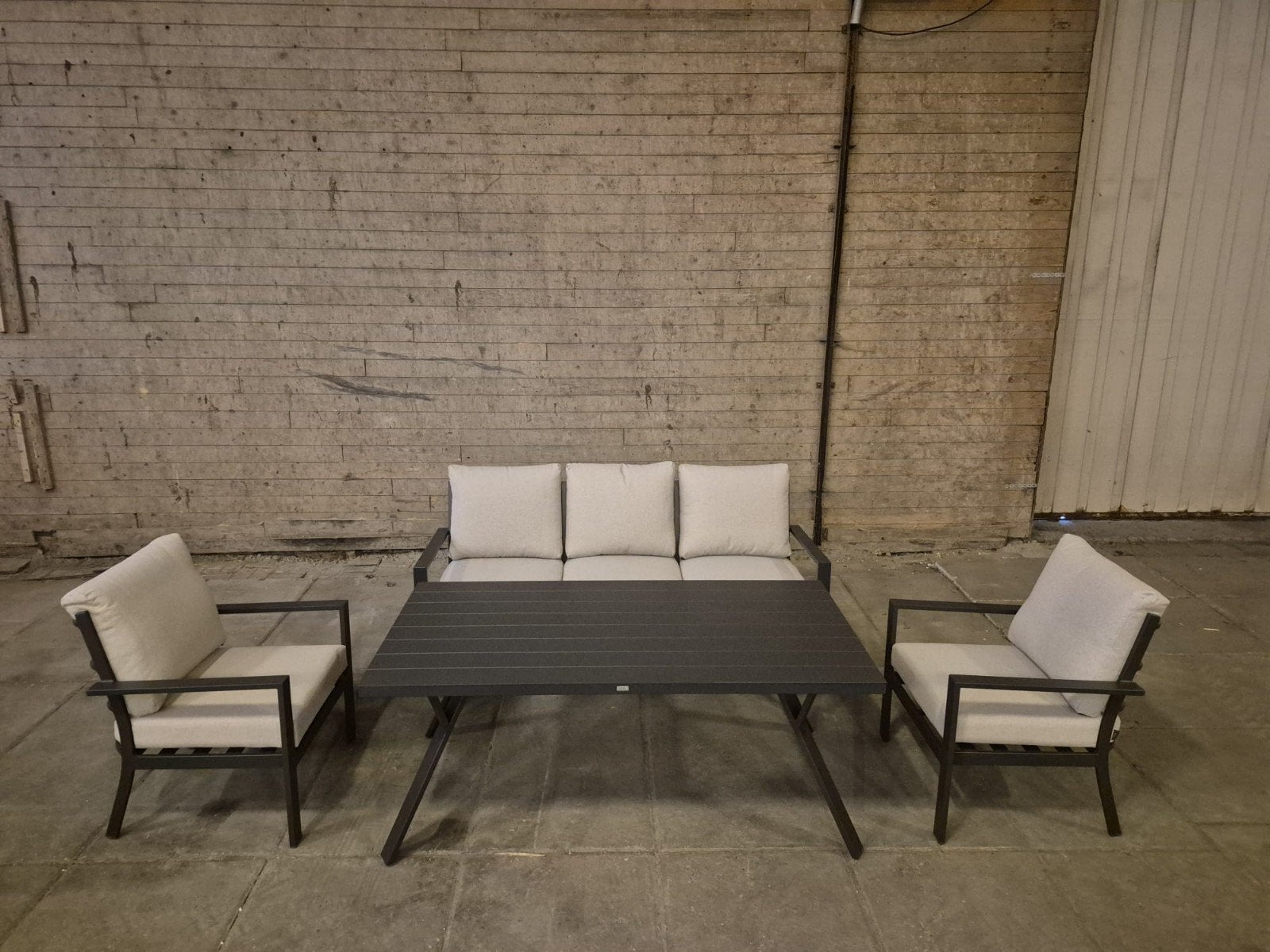 Lounge-Dining set. Showroom model in perfecte staat., Tuin en Terras, Ophalen, 5 zitplaatsen, Bank, Aluminium