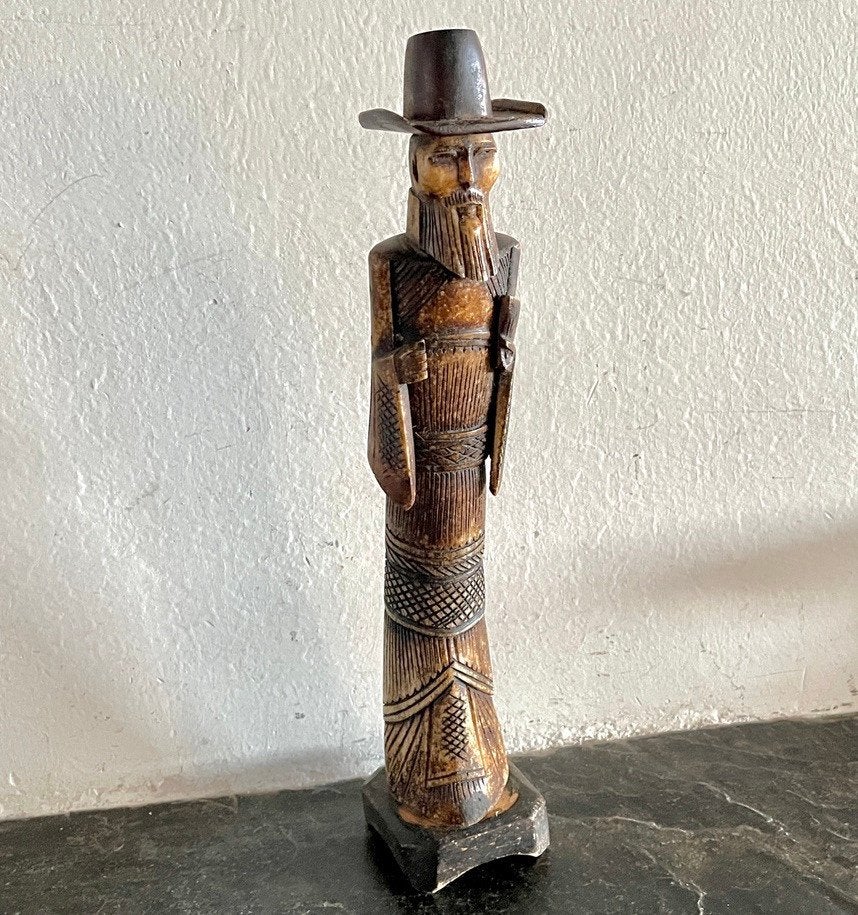 Oud benen beeld van een man, Antiek en Kunst, Kunst | Beelden en Houtsnijwerken, Ophalen of Verzenden