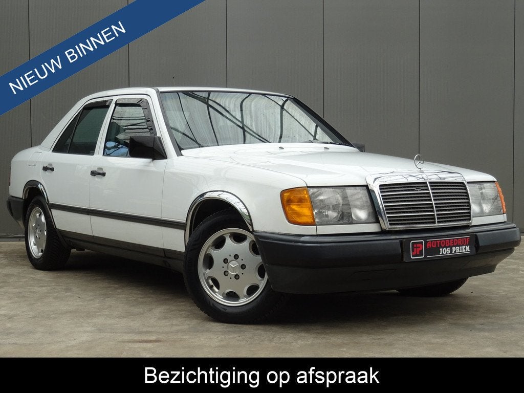 Mercedes-Benz 200-280 (W124) 230 E * WEGEN BELASTINGVRIJ !, Auto's, Oldtimers, Automaat, Mercedes-Benz, Bedrijf, Sedan