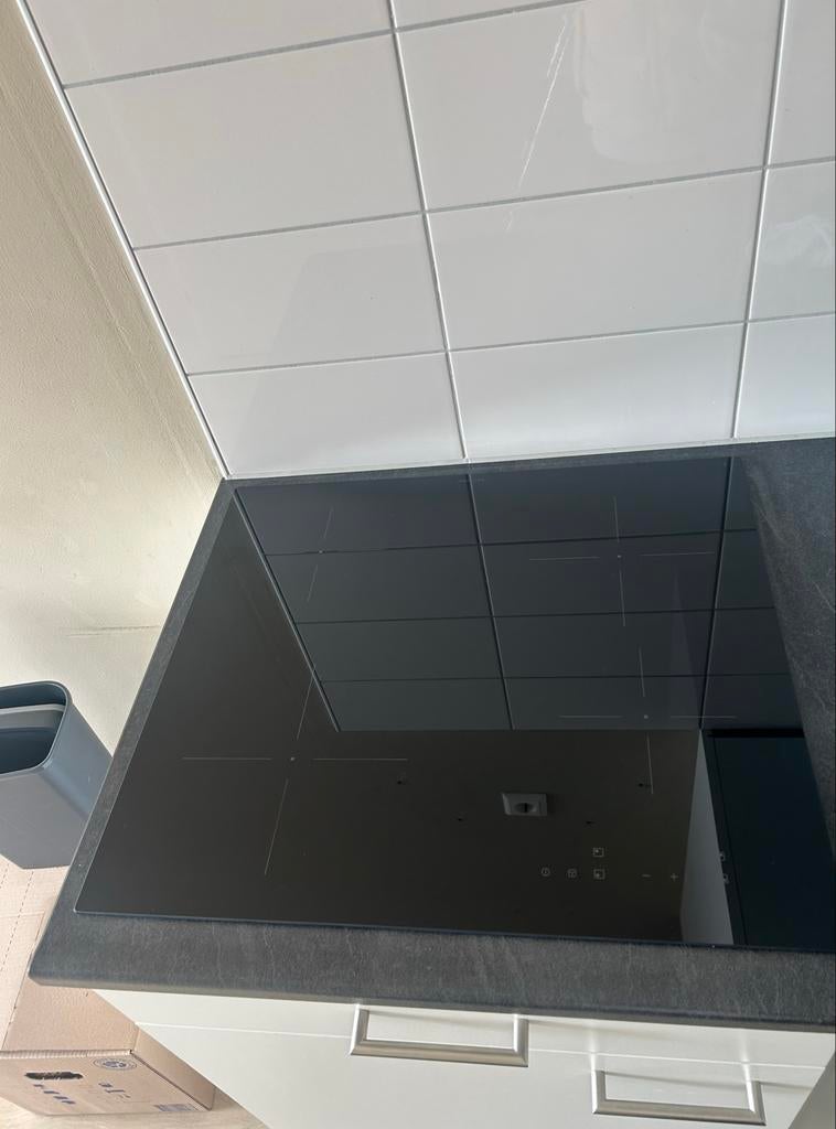 Ikea Inductieplaat - Zo goed als nieuw, Witgoed en Apparatuur, Kookplaten, Ophalen, 4 kookzones, Zo goed als nieuw, Inbouw