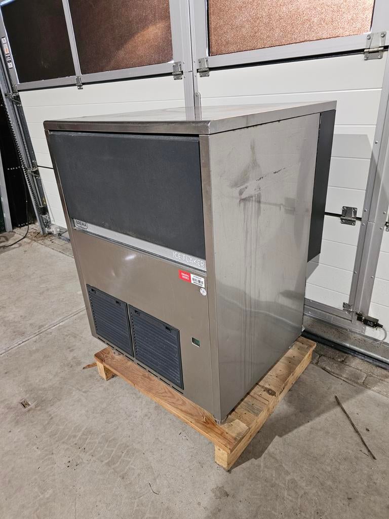 Brema GB 1540A-Q Schilferijsmachine - 155kg/24u - RVS, 85 tot 120 cm, Zonder vriesvak, 60 cm of meer, Ophalen of Verzenden