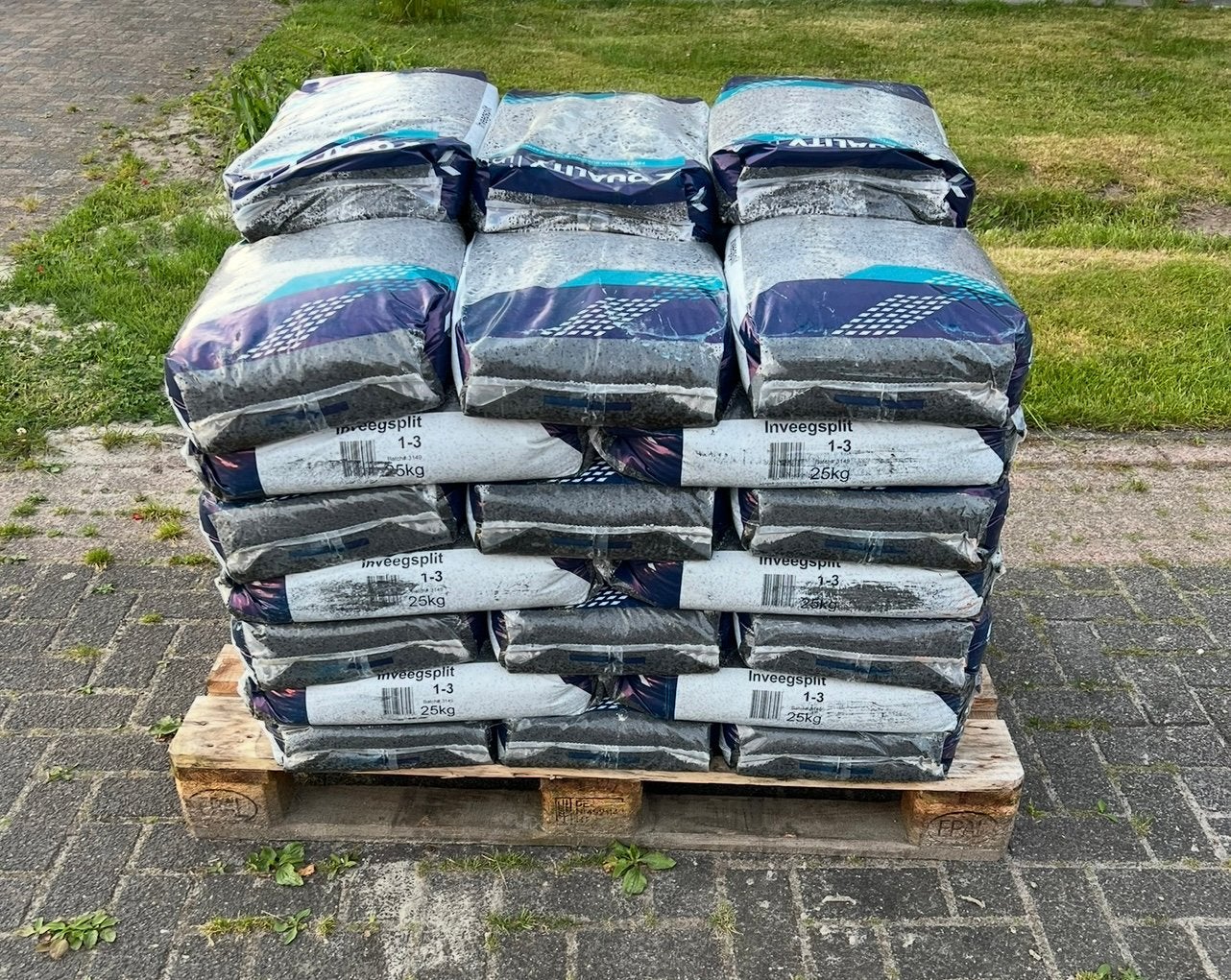 Bijna volle pallet Inveegsplit 1-3 mm antraciet, Ophalen, Zo goed als nieuw, Overige materialen, Overige typen