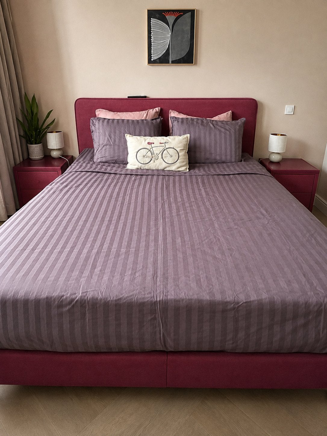 Kingsize bed met nachtkastjes, Ophalen, Tweepersoons, Zo goed als nieuw, 180 cm