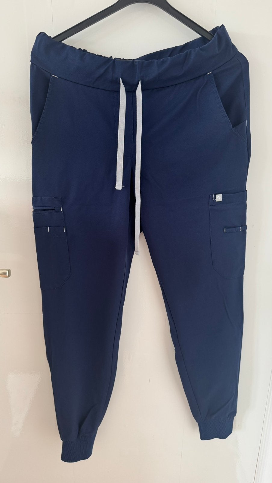 Twee werk broeken (zorgkleding), Blauw, Overige typen, Ophalen of Verzenden, Zo goed als nieuw